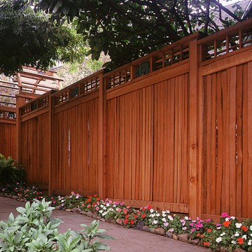 Redwood Fence with Lattice Design
