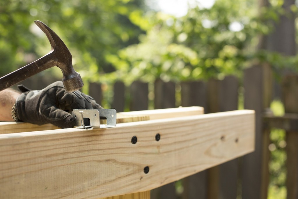 STEP_13a_Attach_Horizontal_Shade_Slats