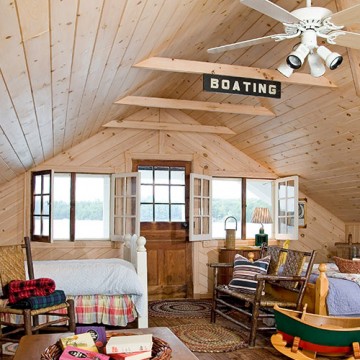 White Pine Living Room Ceiling