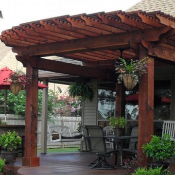 Sturdy Cedar Shade Structure