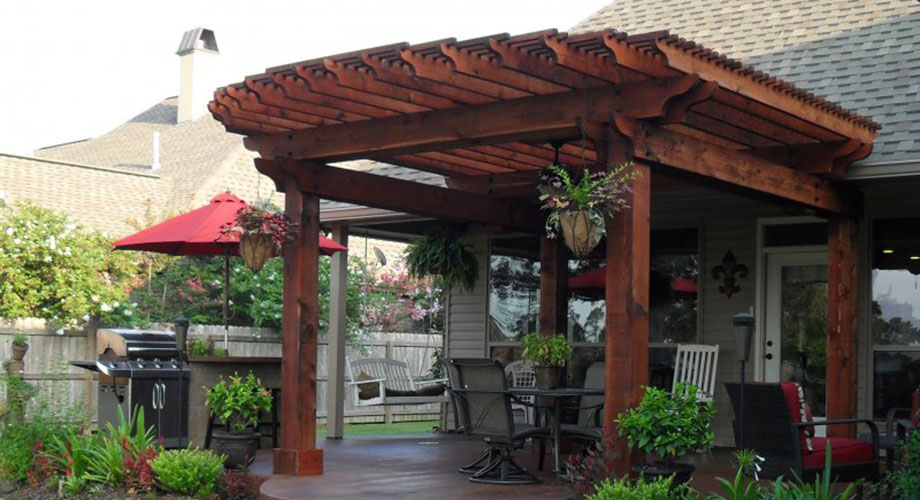 Sturdy Cedar Shade Structure